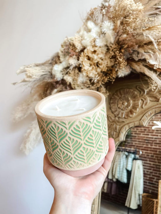 This candle from Simply Sweet Little Things is DawnTayler might have something in the works for a signature candle..